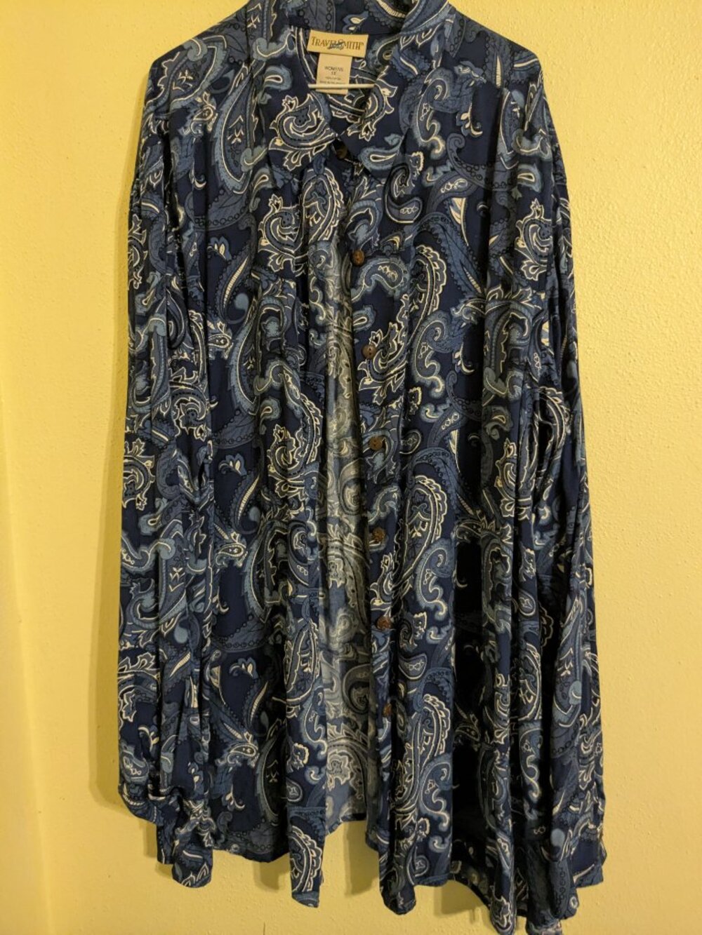 Blue blouse. - Picture 3 of 6